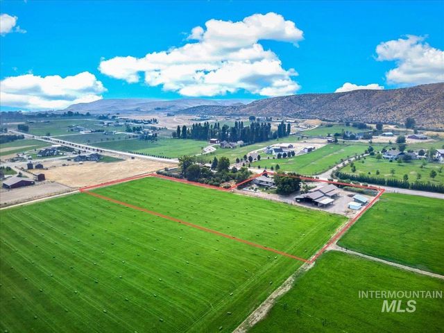 7300 Mustang Lane, Emmett, ID 83617