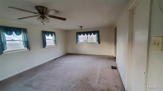 195 Clearview Drive, Florissant, MO 63033