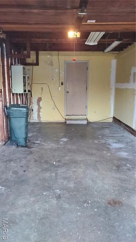 195 Clearview Drive, Florissant, MO 63033