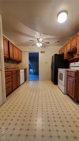 195 Clearview Drive, Florissant, MO 63033