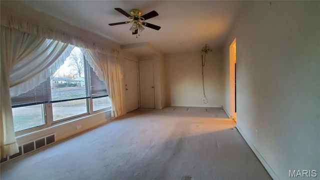 195 Clearview Drive, Florissant, MO 63033