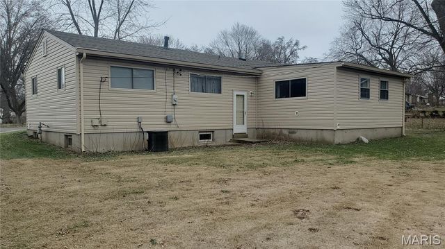 195 Clearview Drive, Florissant, MO 63033