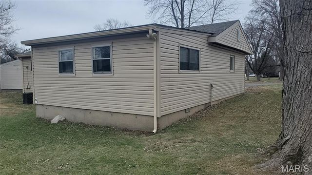 195 Clearview Drive, Florissant, MO 63033