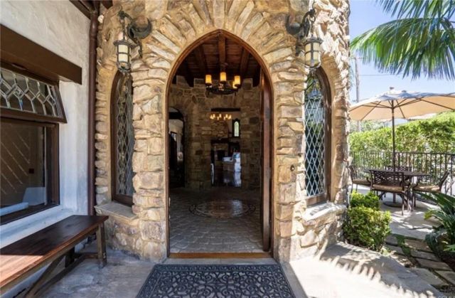 1481 Santa Cruz Street, Laguna Beach, CA 92651