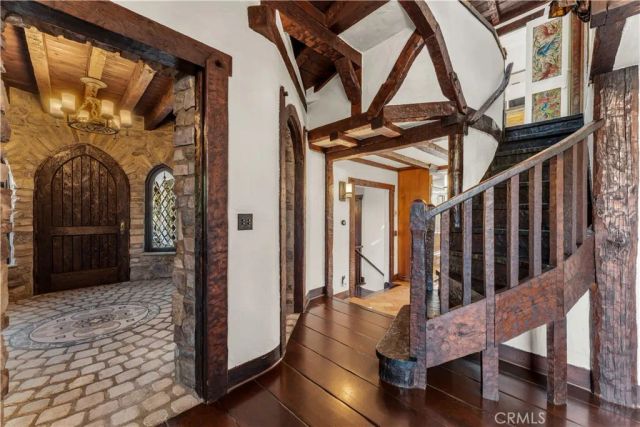 1481 Santa Cruz Street, Laguna Beach, CA 92651