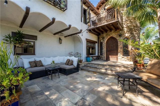 1481 Santa Cruz Street, Laguna Beach, CA 92651