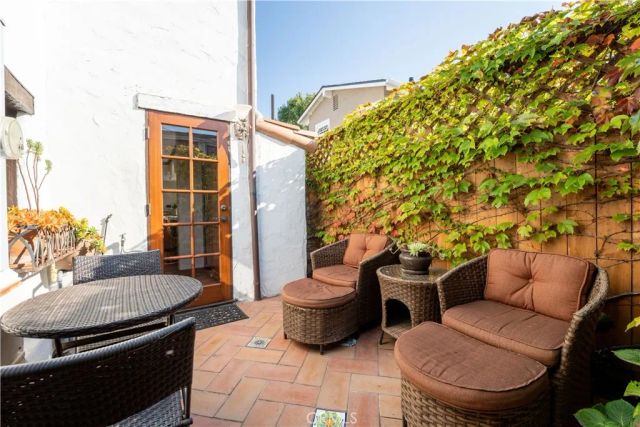 1481 Santa Cruz Street, Laguna Beach, CA 92651