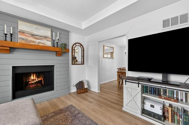 404 NW Orion Drive, Grain Valley, MO 64029