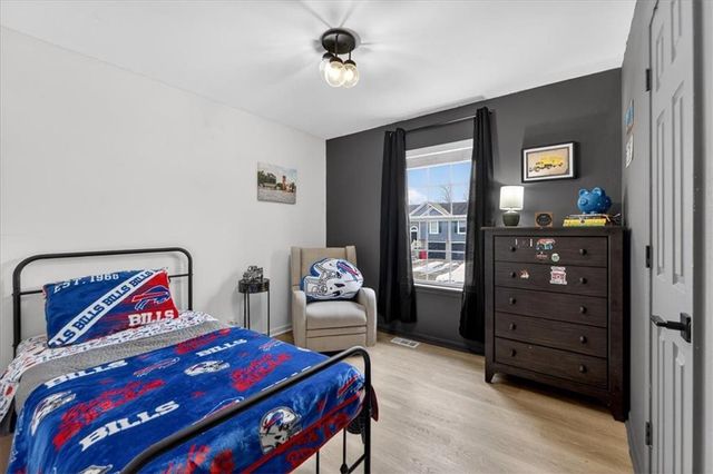 404 NW Orion Drive, Grain Valley, MO 64029