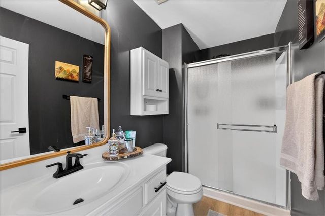 404 NW Orion Drive, Grain Valley, MO 64029