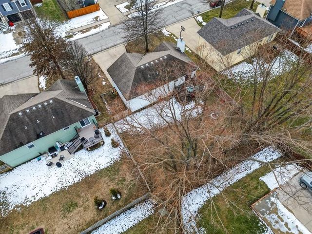 404 NW Orion Drive, Grain Valley, MO 64029