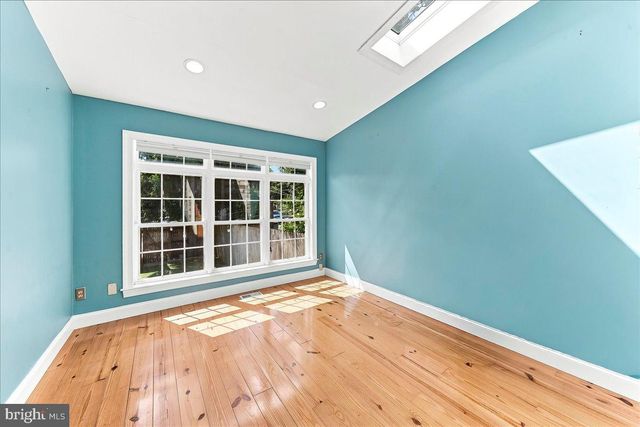 122 E MINER ST, West Chester, PA 19382