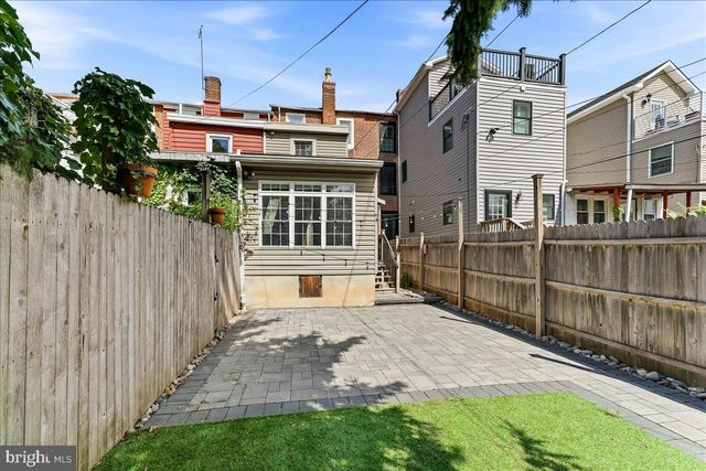 122 E MINER ST, West Chester, PA 19382