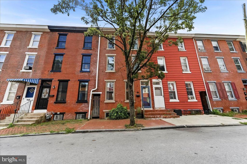 122 E MINER ST, West Chester, PA 19382