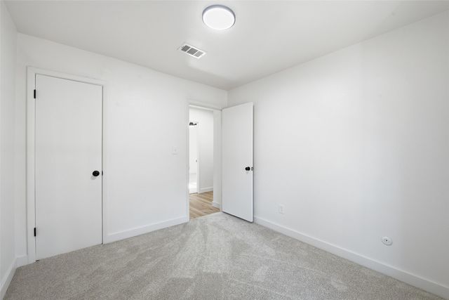 7024 Crabtree Lane, North Richland Hills, TX 76182