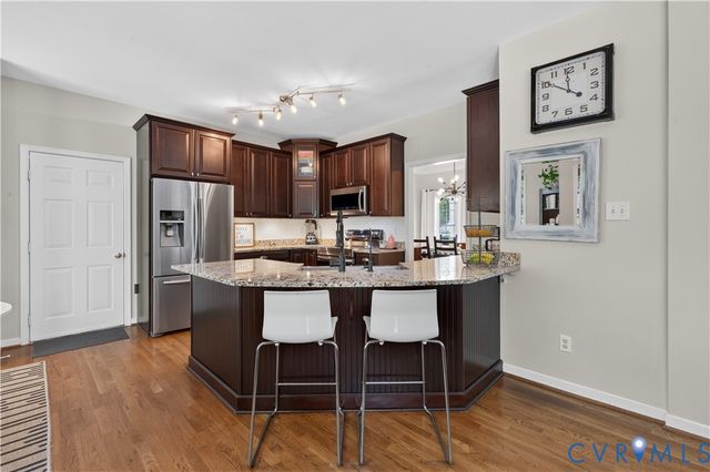 8320 Laurel Meadows Dr, Mechanicsville, VA 23111