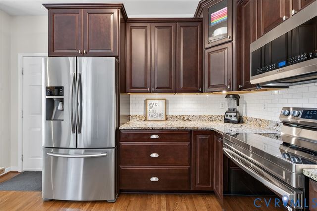 8320 Laurel Meadows Dr, Mechanicsville, VA 23111