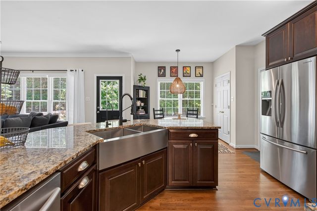 8320 Laurel Meadows Dr, Mechanicsville, VA 23111