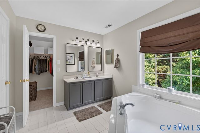 8320 Laurel Meadows Dr, Mechanicsville, VA 23111