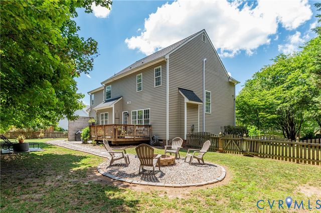 8320 Laurel Meadows Dr, Mechanicsville, VA 23111