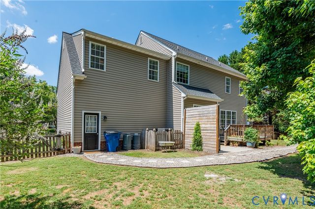 8320 Laurel Meadows Dr, Mechanicsville, VA 23111