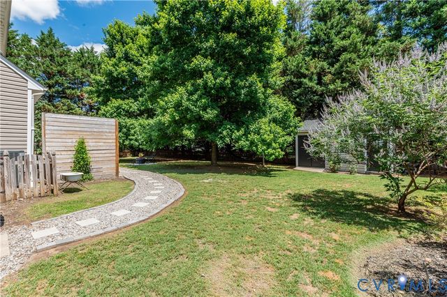 8320 Laurel Meadows Dr, Mechanicsville, VA 23111