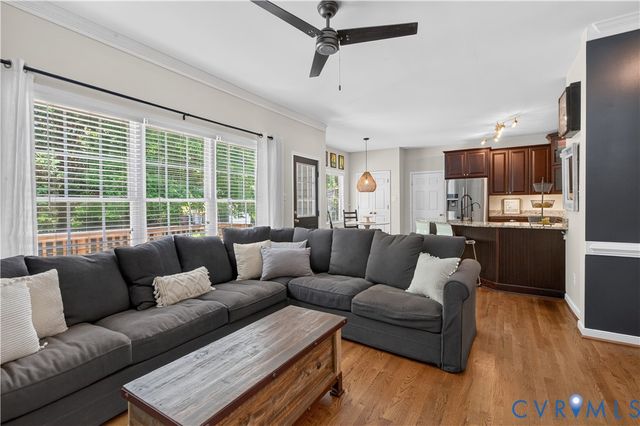 8320 Laurel Meadows Dr, Mechanicsville, VA 23111
