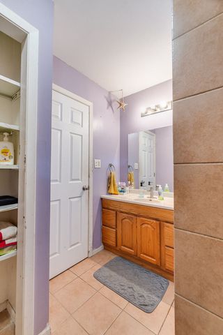 12106 Baker Terrace, Woodstock, IL 60098