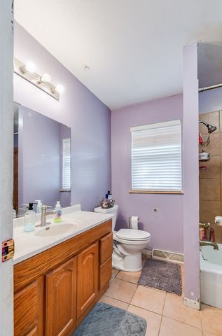 12106 Baker Terrace, Woodstock, IL 60098