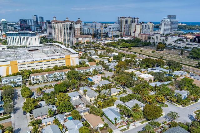 1211 Florida Avenue, West Palm Beach, FL 33401