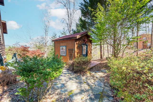 280 Northwoods Circle, Blairsville, GA 30512