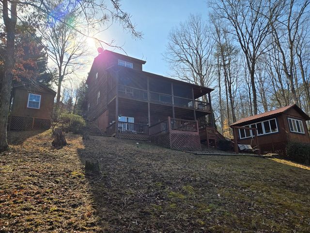 280 Northwoods Circle, Blairsville, GA 30512