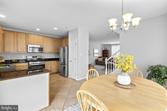 45426 CLARKES CROSSING SQ, Sterling, VA 20164