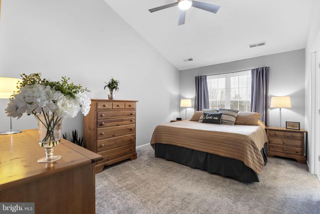 45426 CLARKES CROSSING SQ, Sterling, VA 20164