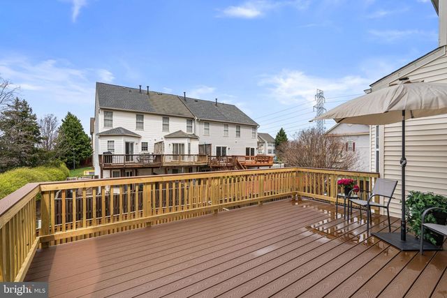 45426 CLARKES CROSSING SQ, Sterling, VA 20164