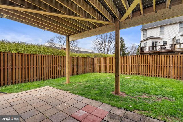 45426 CLARKES CROSSING SQ, Sterling, VA 20164