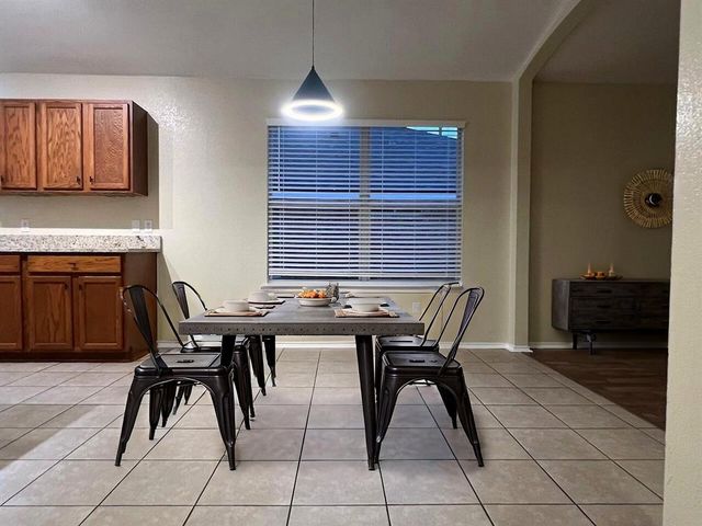 137 Salado DR, Kyle, TX 78640