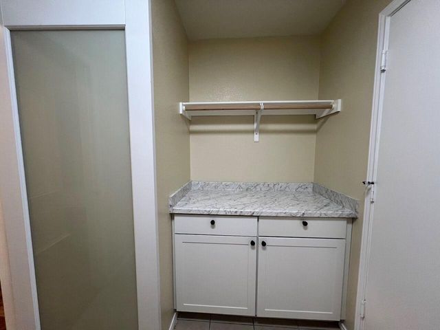 137 Salado DR, Kyle, TX 78640