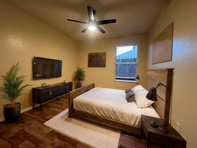 137 Salado DR, Kyle, TX 78640