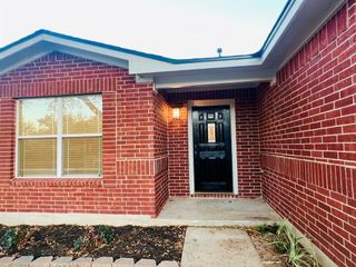 137 Salado DR, Kyle, TX 78640