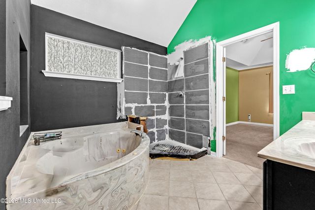 7090 Fox Creek Drive, Olive Branch, MS 38654