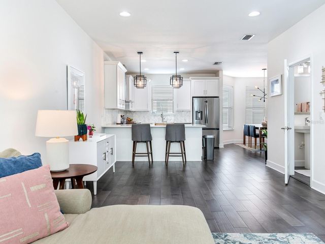 1524 W FIG STREET 4, Tampa, FL 33606