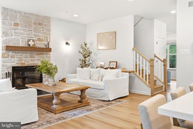 2025 SNYDERSBURG RD, Westminster, MD 21157