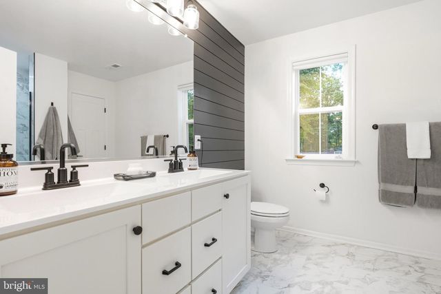 2025 SNYDERSBURG RD, Westminster, MD 21157