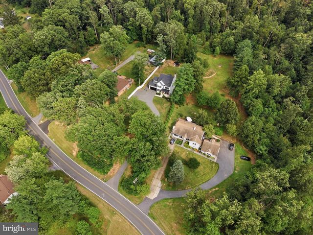 2025 SNYDERSBURG RD, Westminster, MD 21157