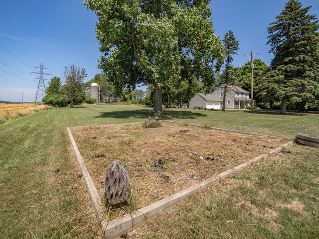 6779 E Mn Avenue, Comstock Twp, MI 49048