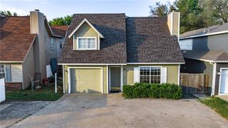 758 W Poplar Street, Fayetteville, AR 72703