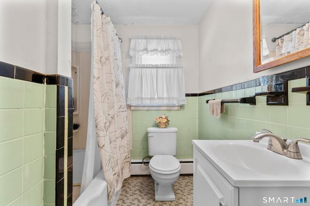 704 Franklin Avenue, Hartford, CT 06114