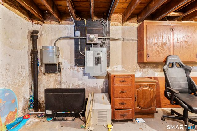 704 Franklin Avenue, Hartford, CT 06114