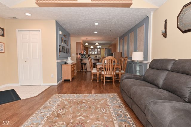 7311 Chapel Villas Drive UNIT B, Indianapolis, IN 46214